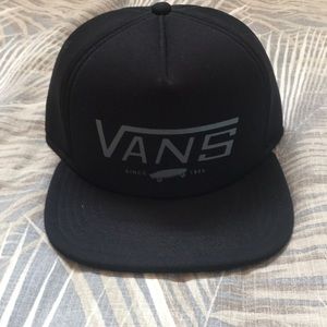 Vans snap back
